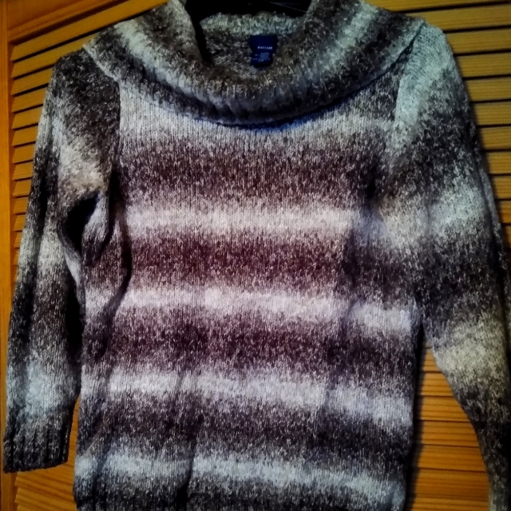 Turtle neck sweater